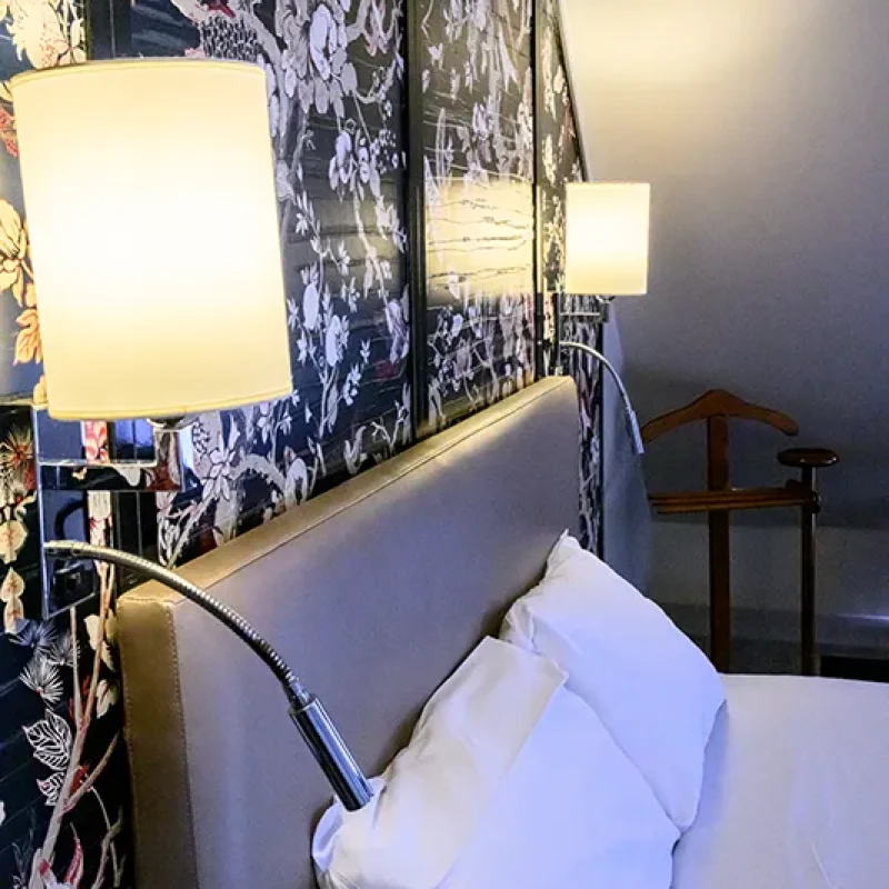 Suite exécutive lumineuse avec terrasse Paris