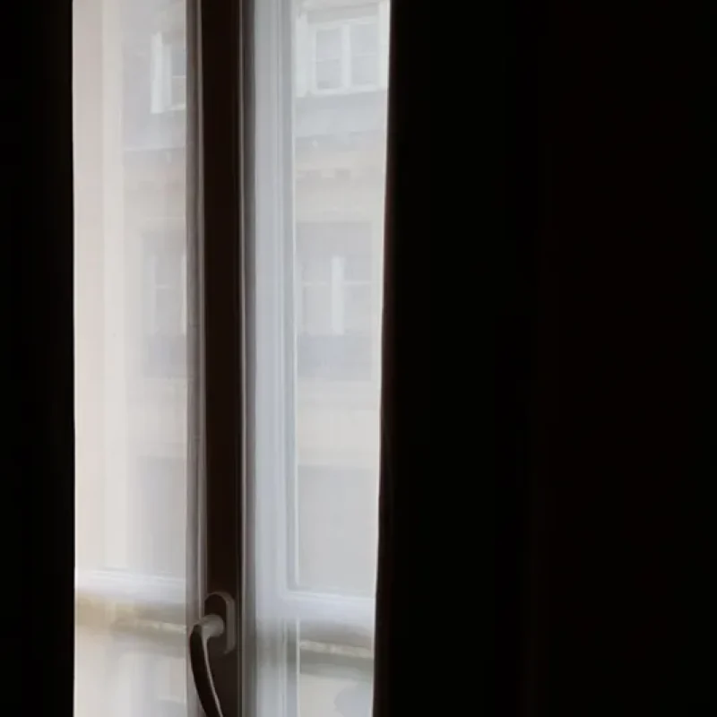 Chambre supérieure hôtel calme Paris 8e