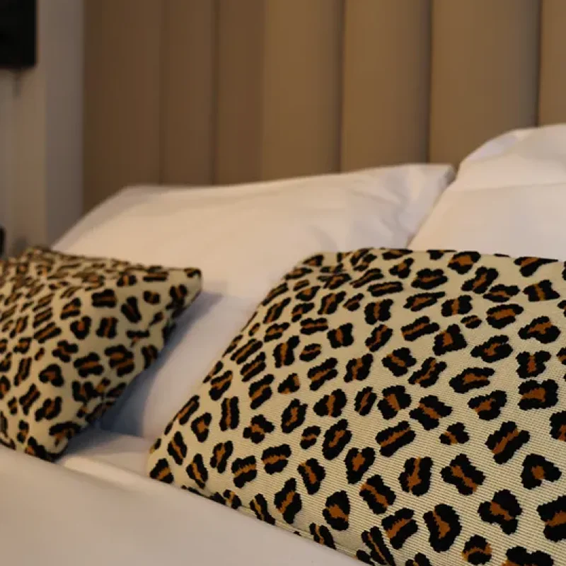 Chambre insonorisée hôtel calme Paris 8e