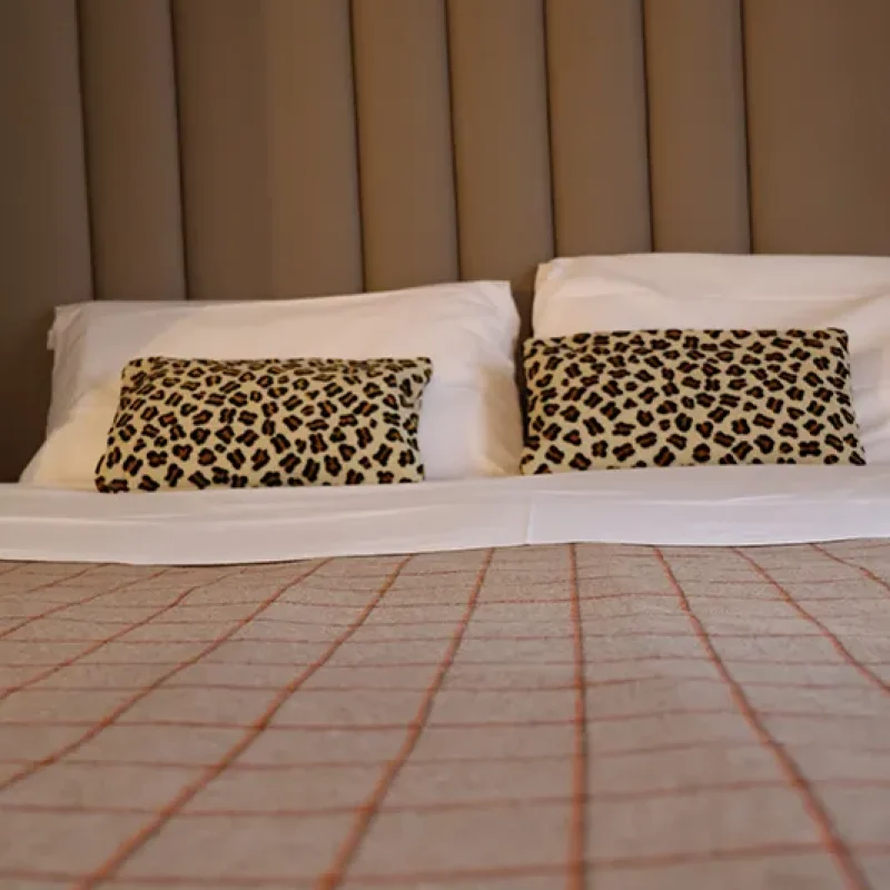 Chambre insonorisée hôtel calme Paris 8e