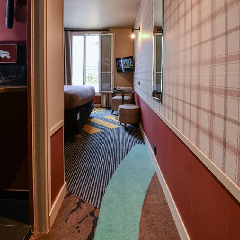 Chambre supérieure moderne hôtel Paris 8 proche Champs-Élysées