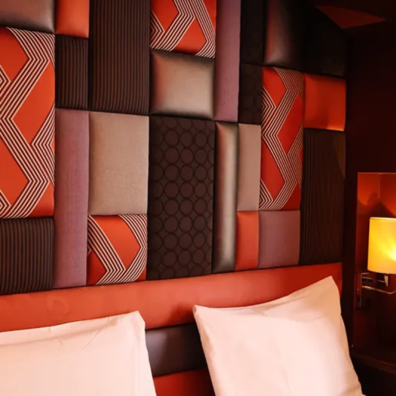 Chambre supérieure avec lit double hôtel Concortel Paris 8e